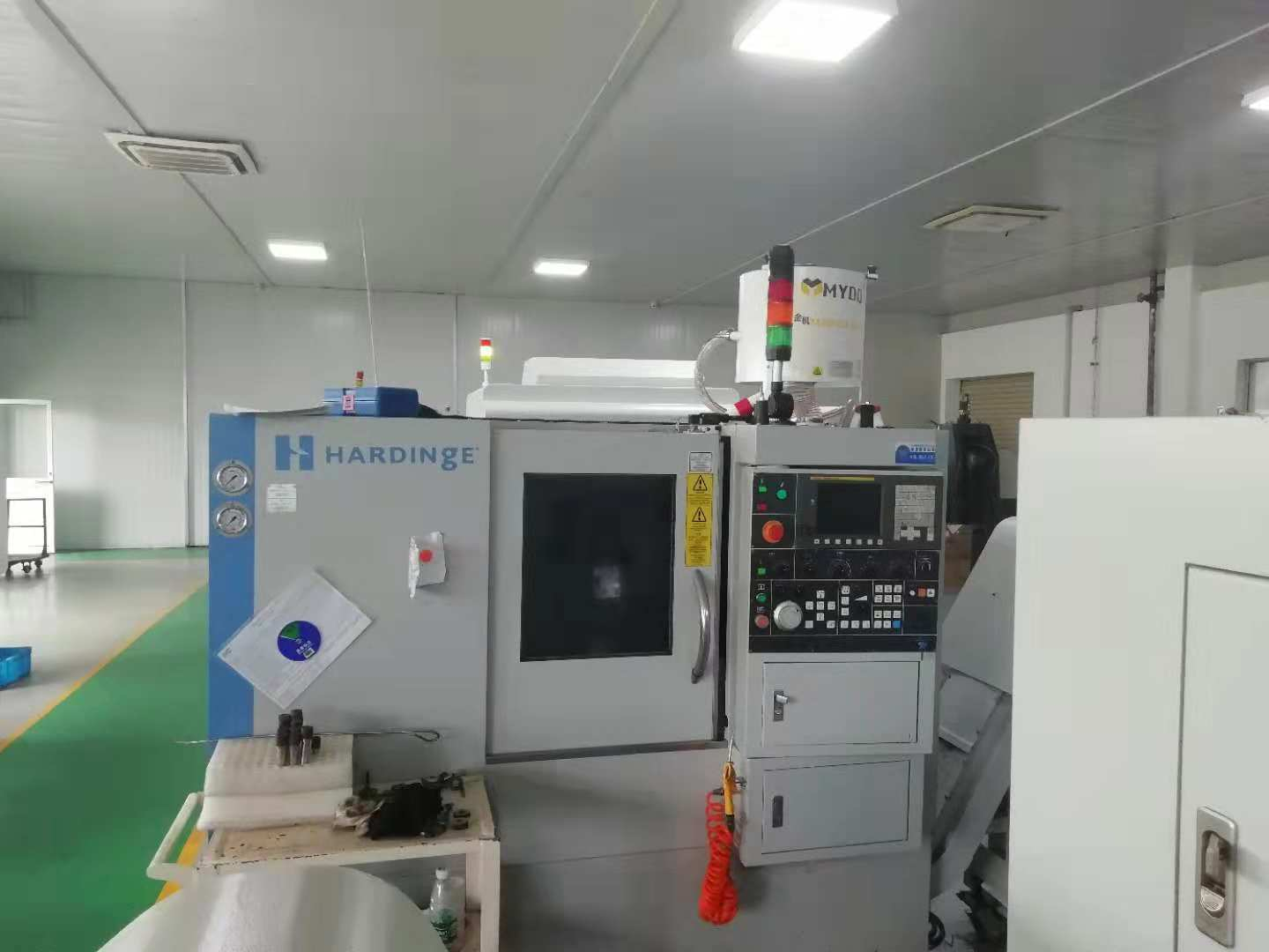 美國(guó)哈挺機(jī)床配置油霧處理器案例